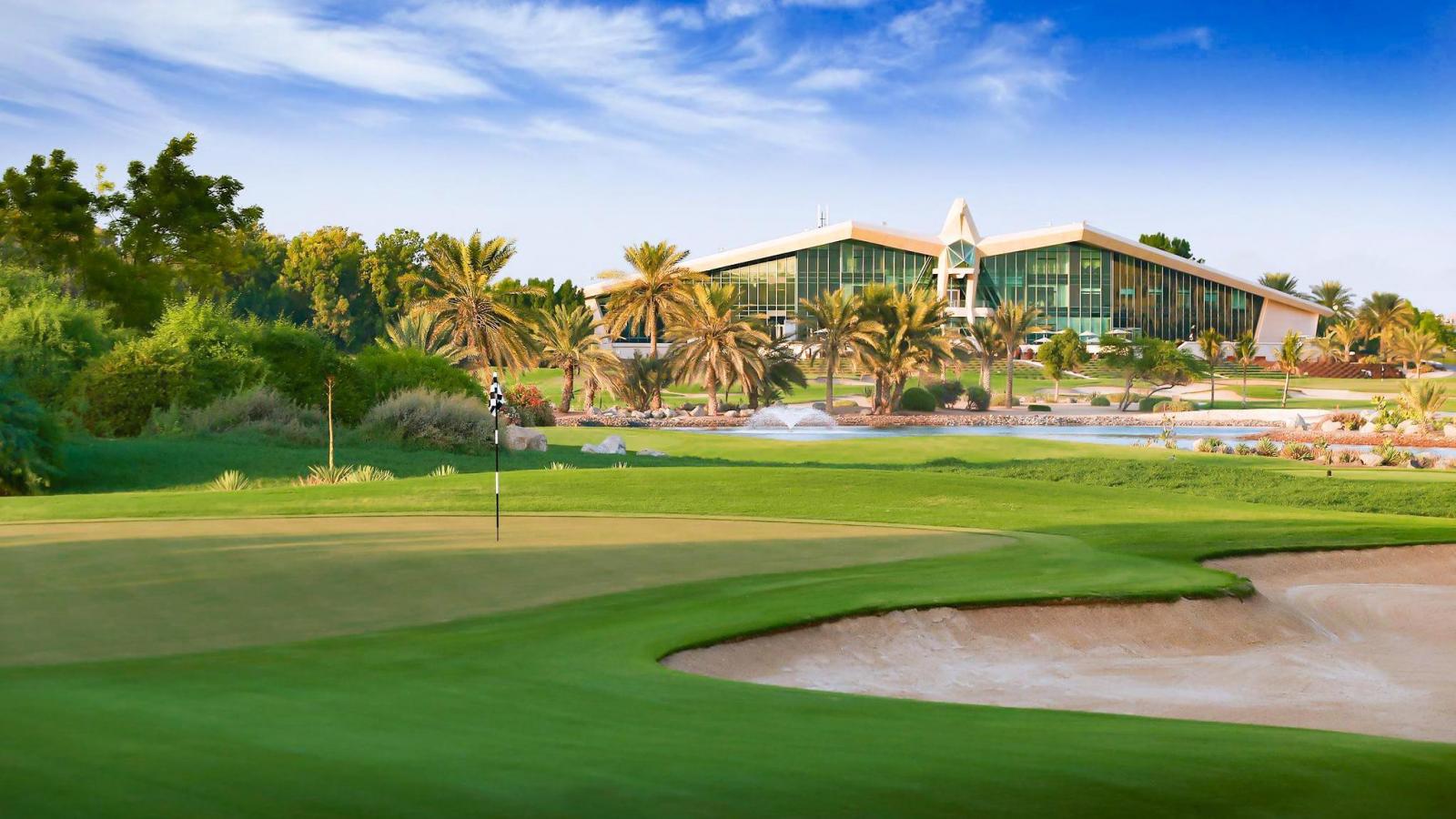 Roaming Dhabi Designs: Old Course, New Style - GolfThreads